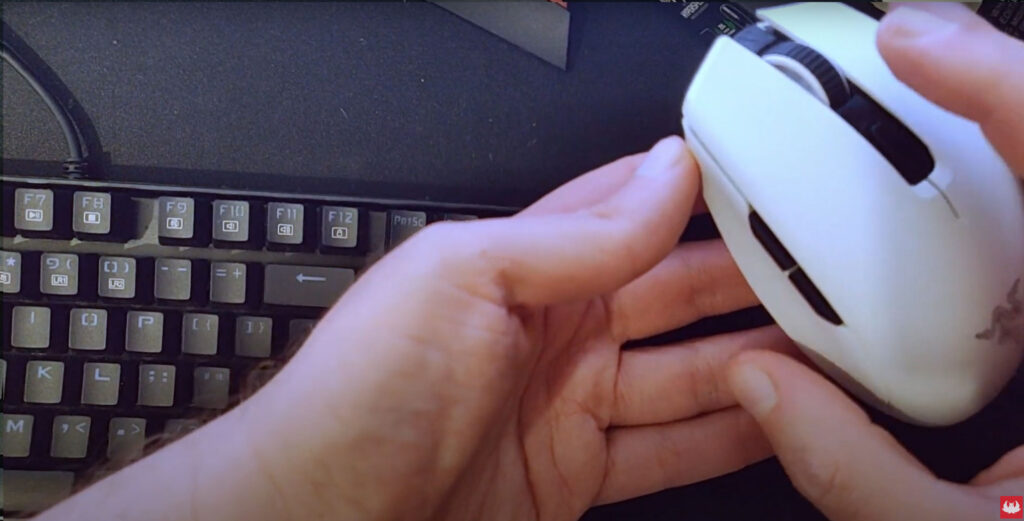 Razer Orochi V2 side buttons and size view compared to my hands